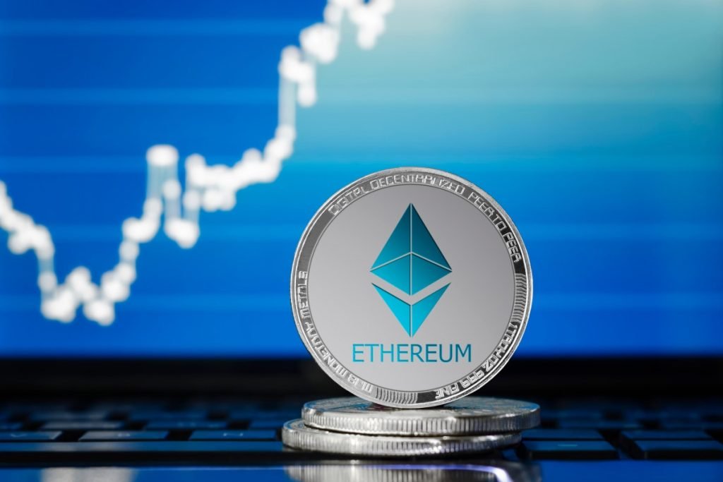 ethereum-kurs-rekord-shutterstock-1030451626-1024x683-1 اتریوم